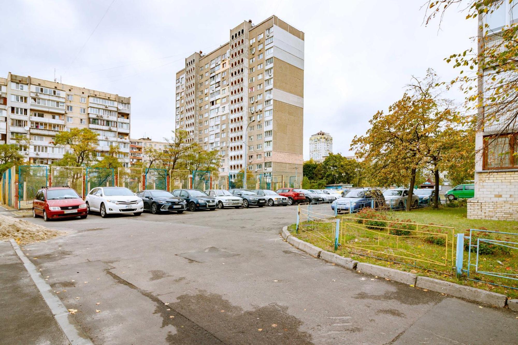 Kvartirkoff Na Ozernaya 26 Киев Экстерьер фото